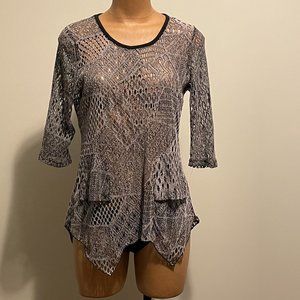 Creation - mesh top -size medium black/white - new